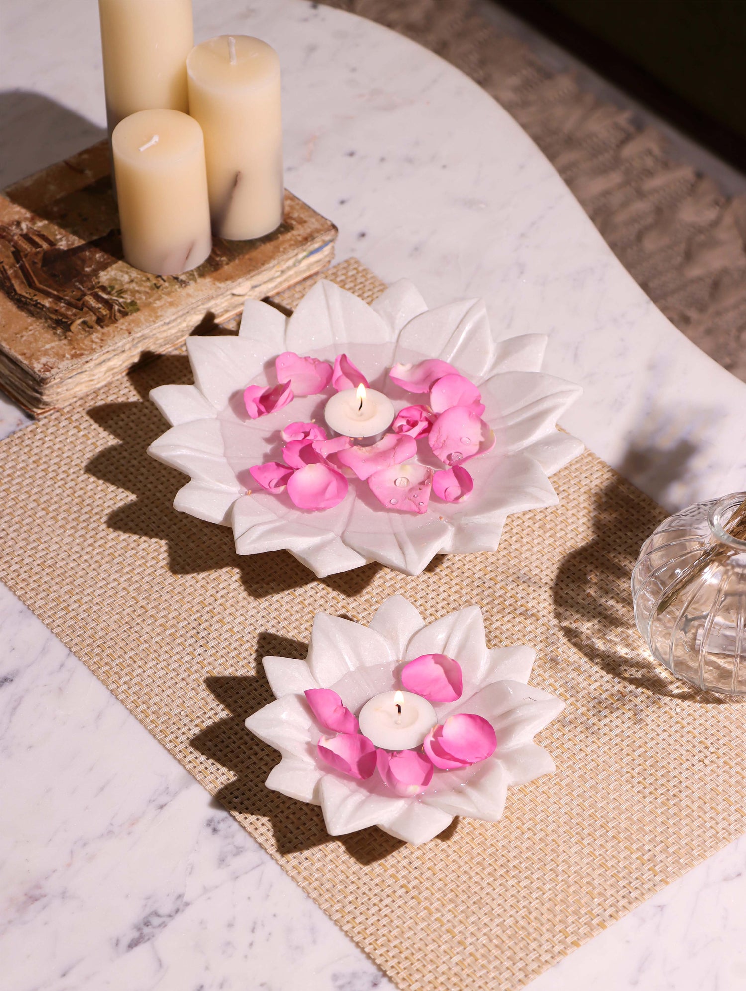 Petaline Marble Urli