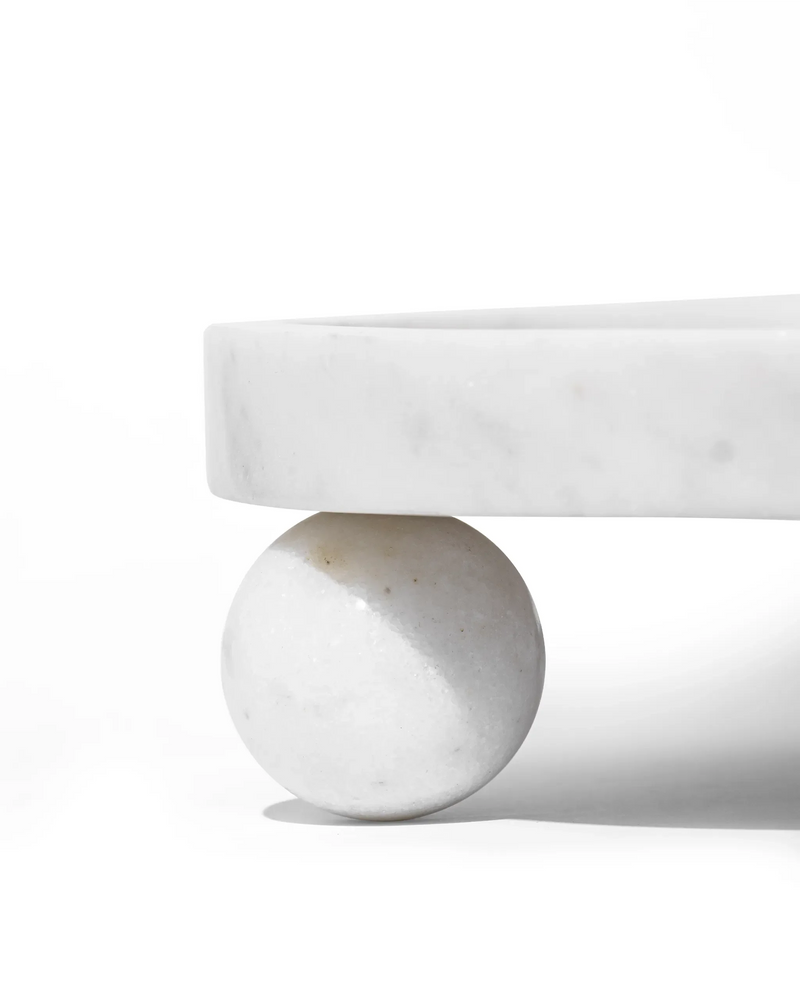 Luxe Marble Stand by Atrikala